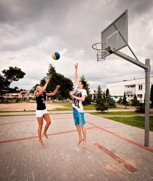 Bispol Hotell Trzebiatów Exteriör bild